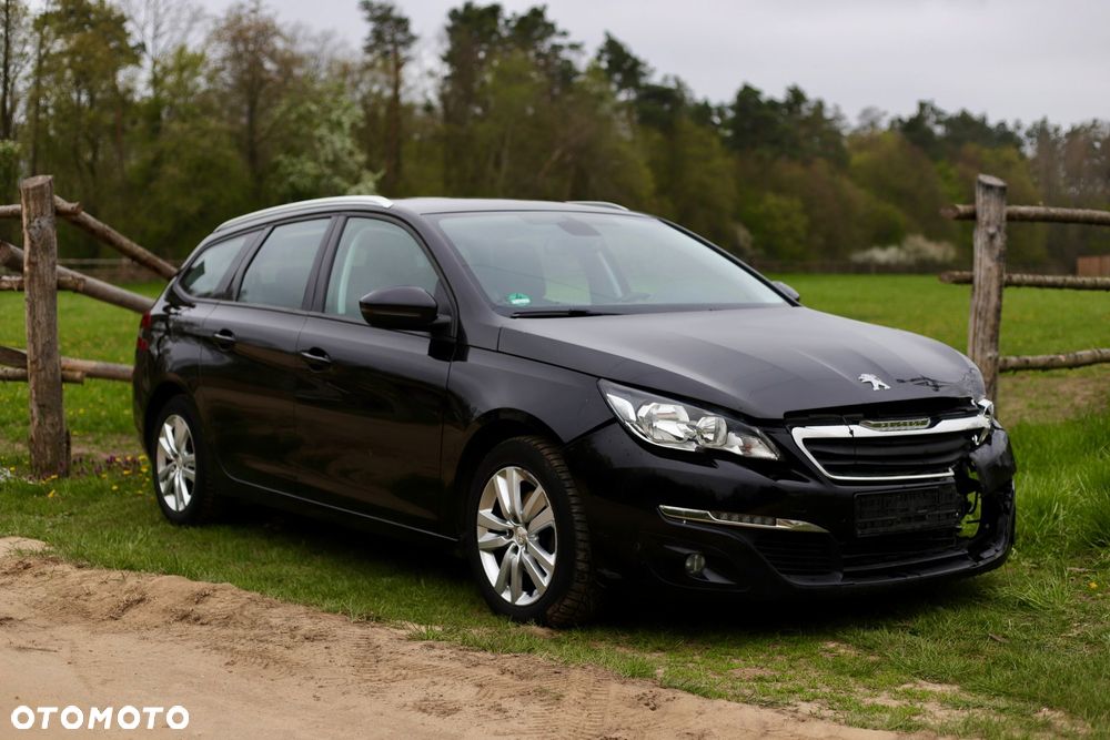 Peugeot 308 BlueHDi 120 EAT6 Stop & Start Active Business-Paket - 21