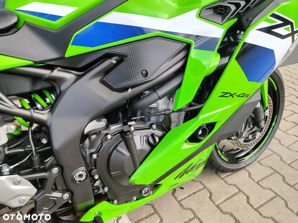 Kawasaki Ninja 400 - 22