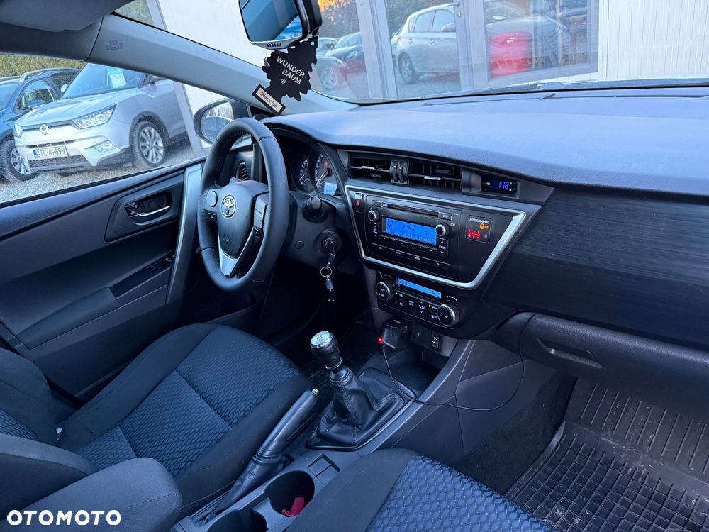 Toyota Auris 1.33 VVT-i Active - 17