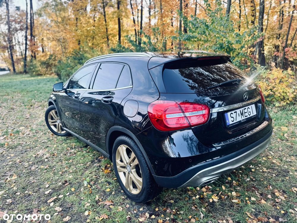 Mercedes-Benz GLA 220 CDI 7G-DCT AMG Line - 15
