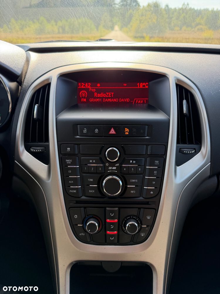 Opel Astra - 16