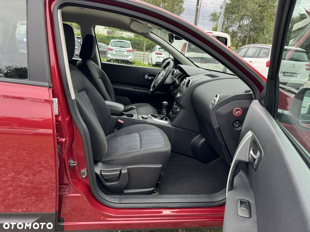 Nissan Qashqai - 12