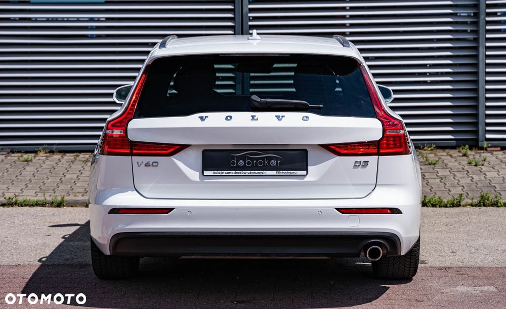 Volvo V60 D3 Geartronic Momentum - 11