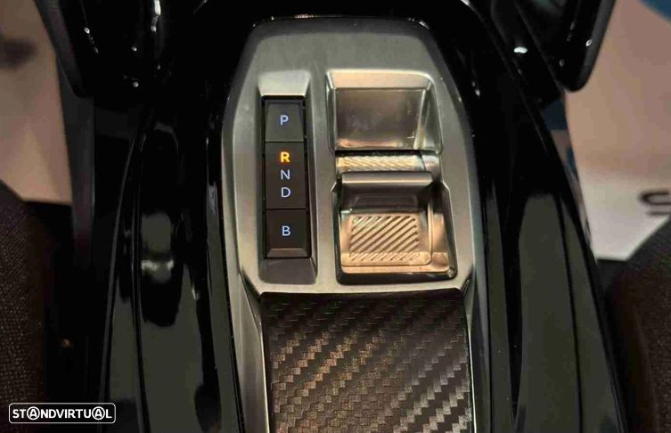 Peugeot e-2008 54 kWh SE Style - 16