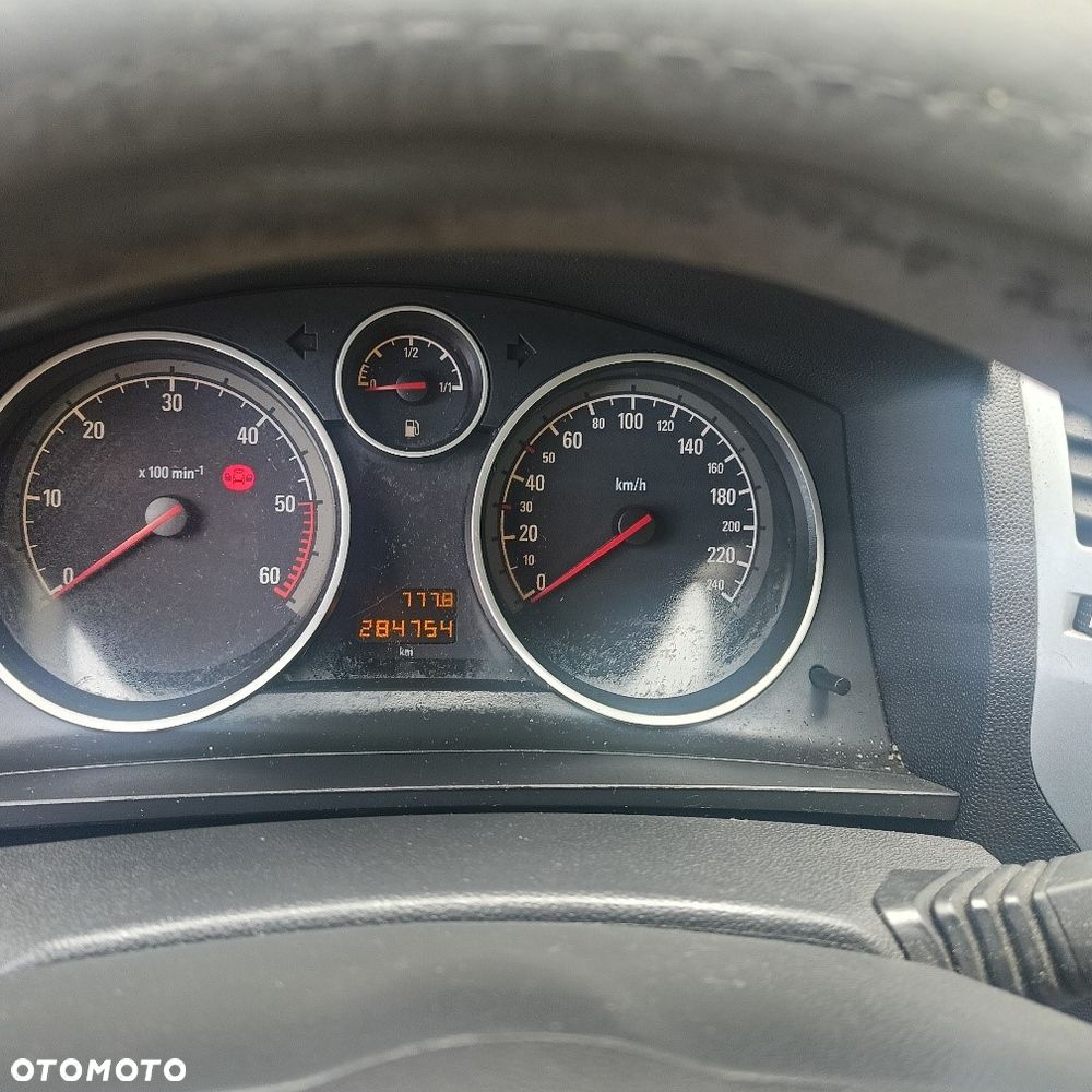 Opel Zafira - 3