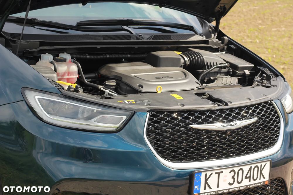 Chrysler Pacifica - 15
