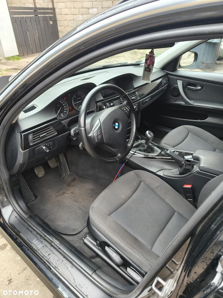 BMW Seria 3 318d - 7