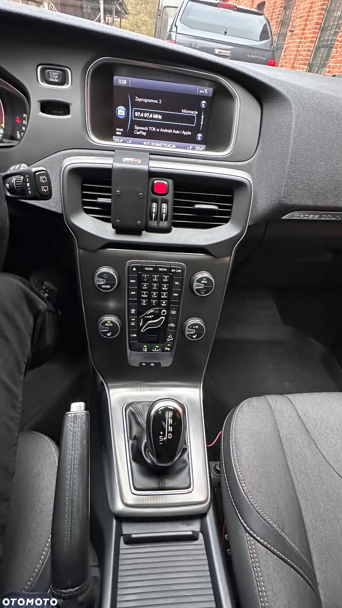 Volvo V40 Cross Country T4 AWD Momentum - 26