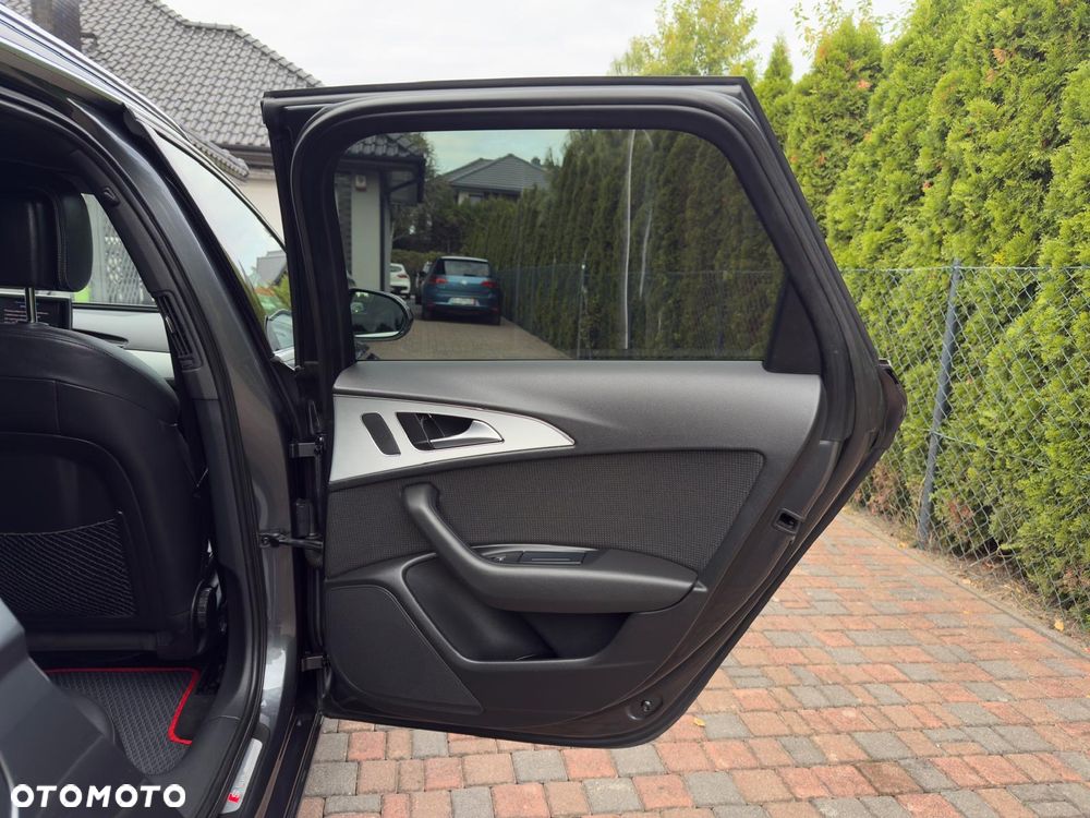 Audi A6 Avant - 16