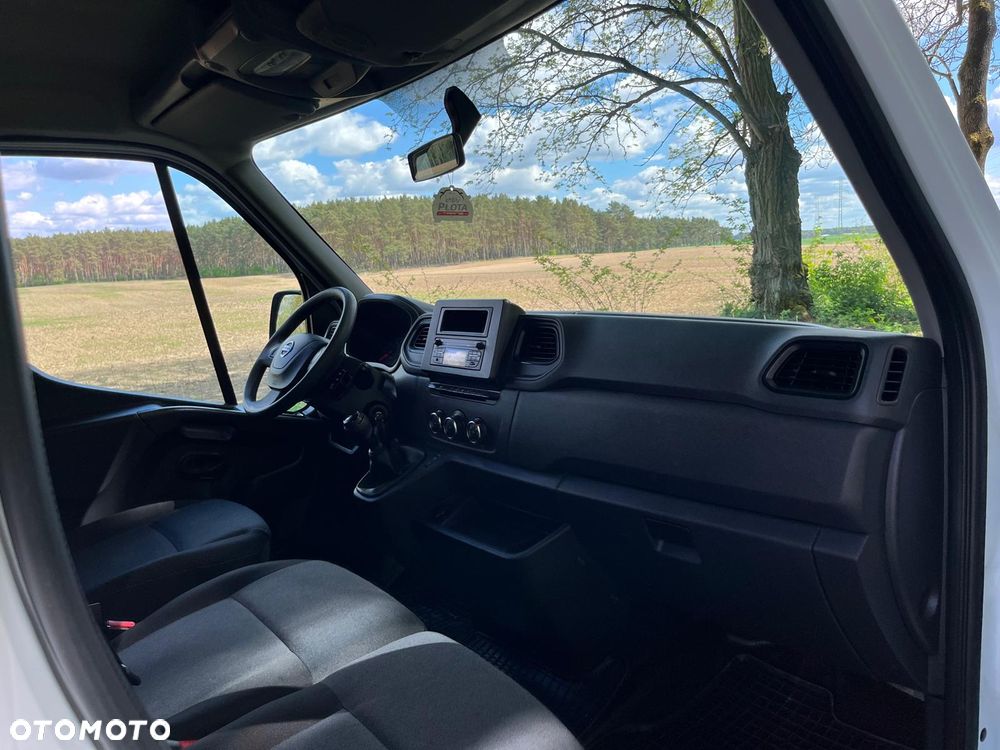 Renault Master - 18