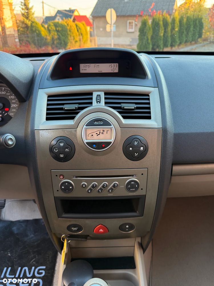 Renault Megane 1.6 16V Privilege - 27