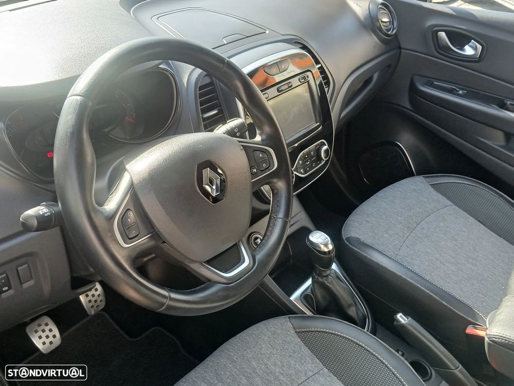 Renault Captur 1.5 dCi Exclusive XMOD - 13