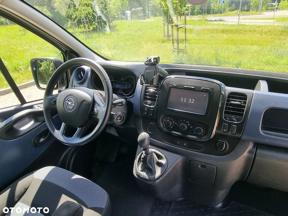 Renault Trafic - 12