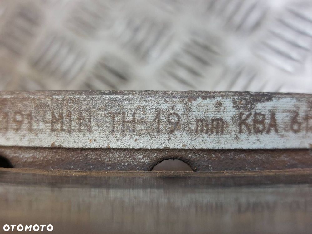 TARCZE HAMULCOWE PRZÓD + KLOCKI AUDI A3 8L 1.6 8V REMSA - 8