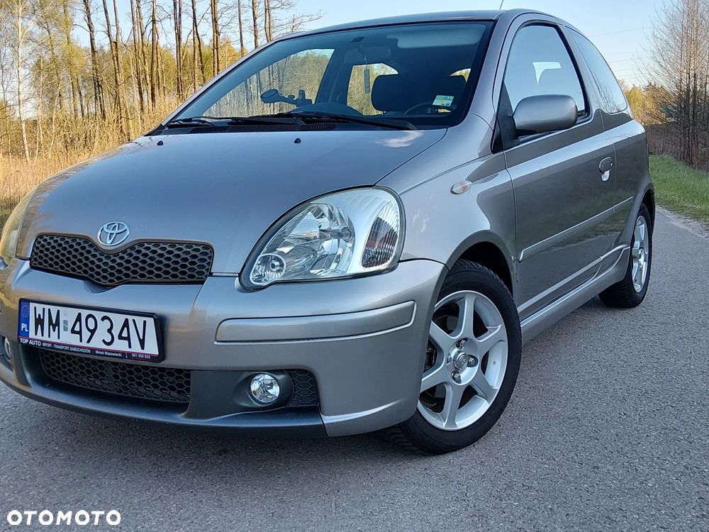 Toyota Yaris - 13