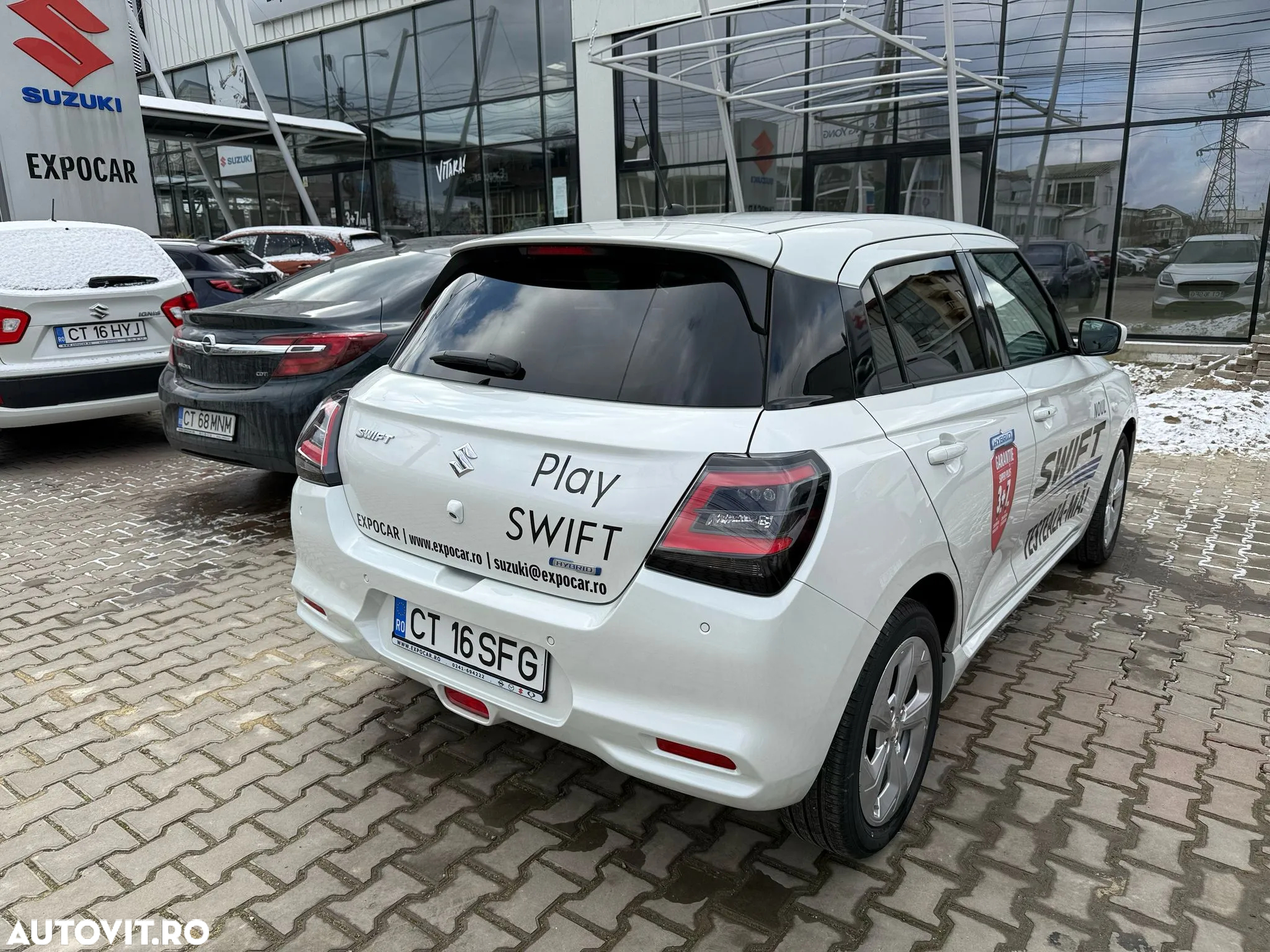 Suzuki Swift 1.2 Dualjet 12V MHEV Passion - 4