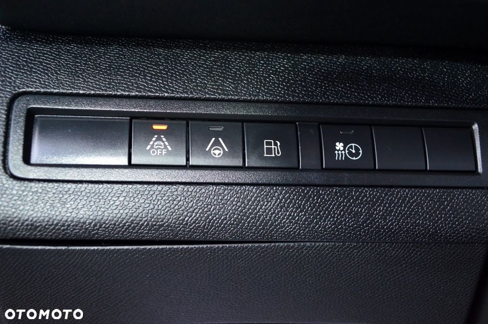 Peugeot 3008 1.6 PureTech Hybrid4 PHEV GT S&S EAT8 - 33