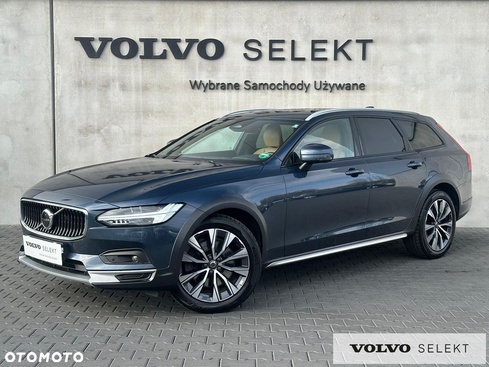 Volvo V90 Cross Country - 2
