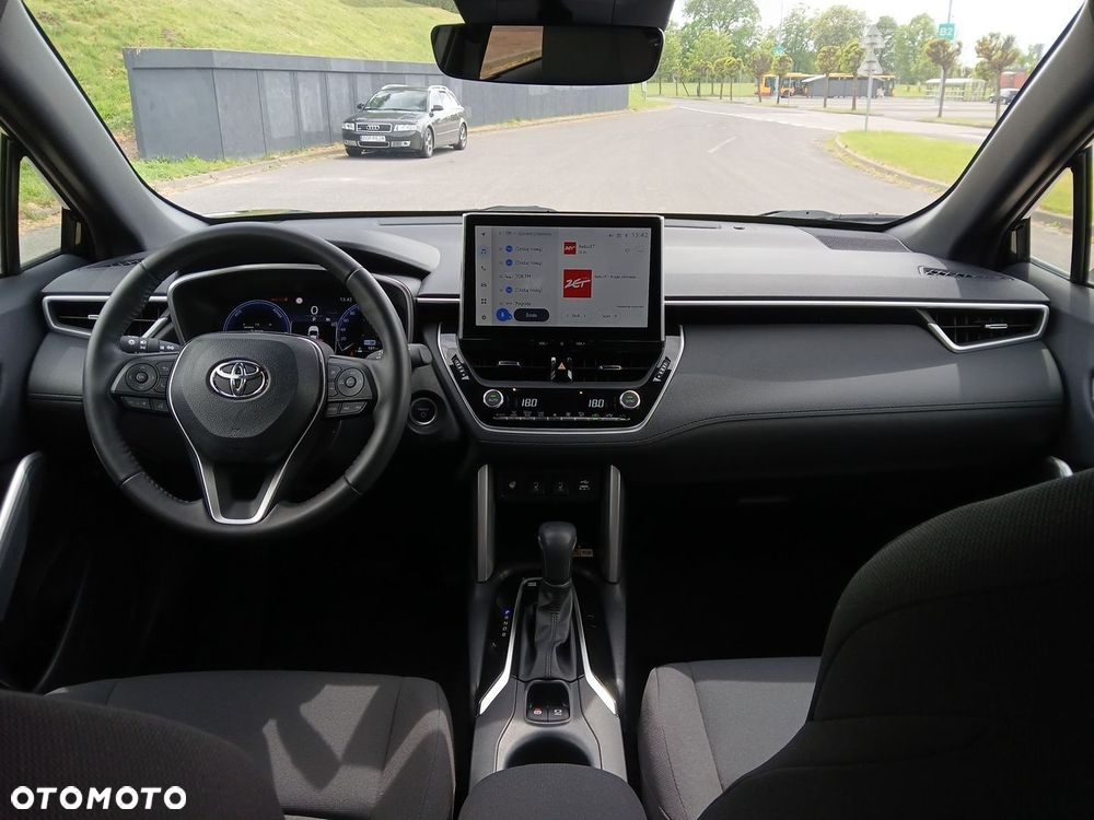 Toyota Corolla Cross - 23