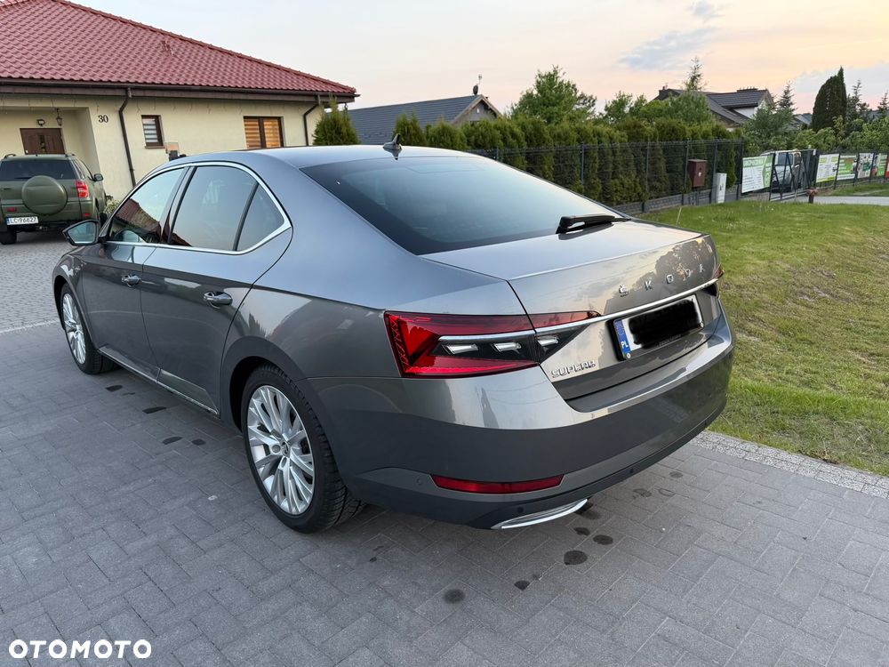 Skoda Superb 2.0 TSI L&K DSG - 4