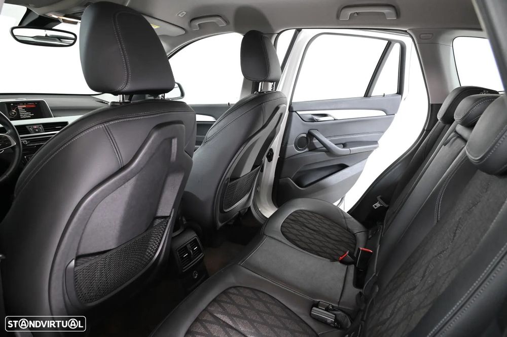 BMW X1 16 d sDrive - 28