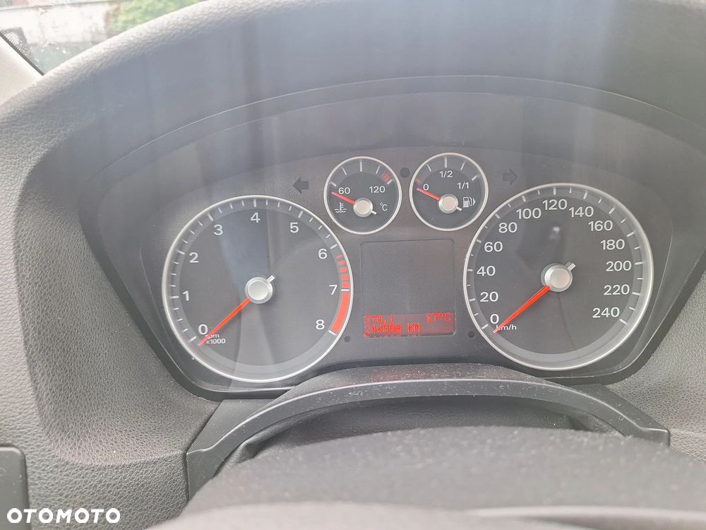 Ford Focus 1.8 FF Ambiente - 2