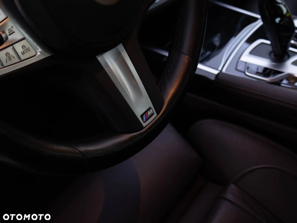 BMW Seria 7 730d xDrive mHEV sport - 25