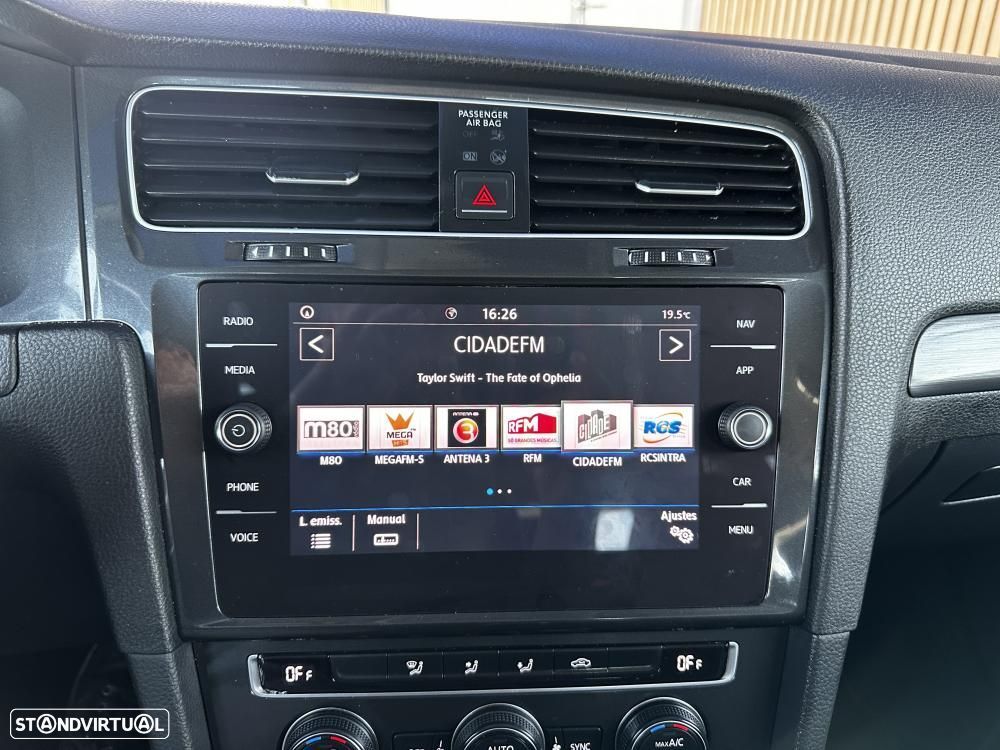 VW Golf Variant 1.6 TDi Confortline - 24