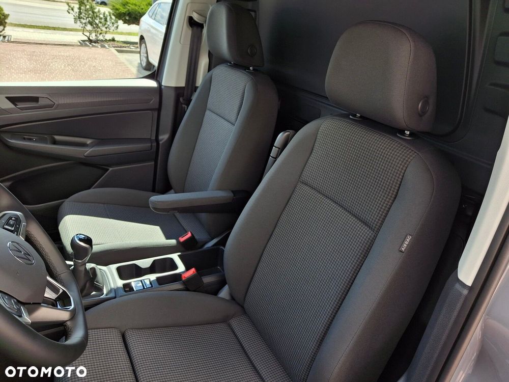 Volkswagen Caddy Maxi - 21