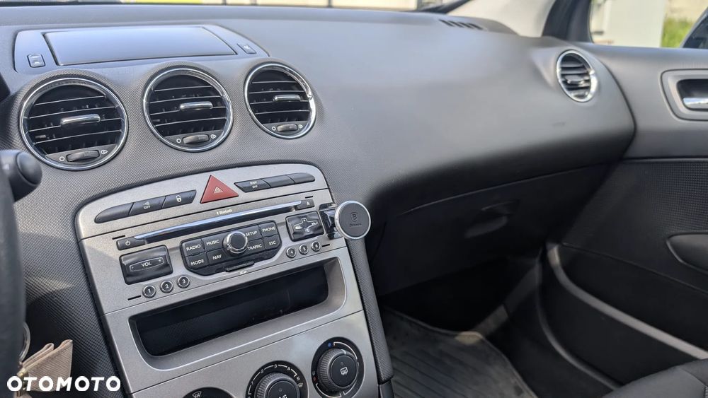 Peugeot 308 - 13