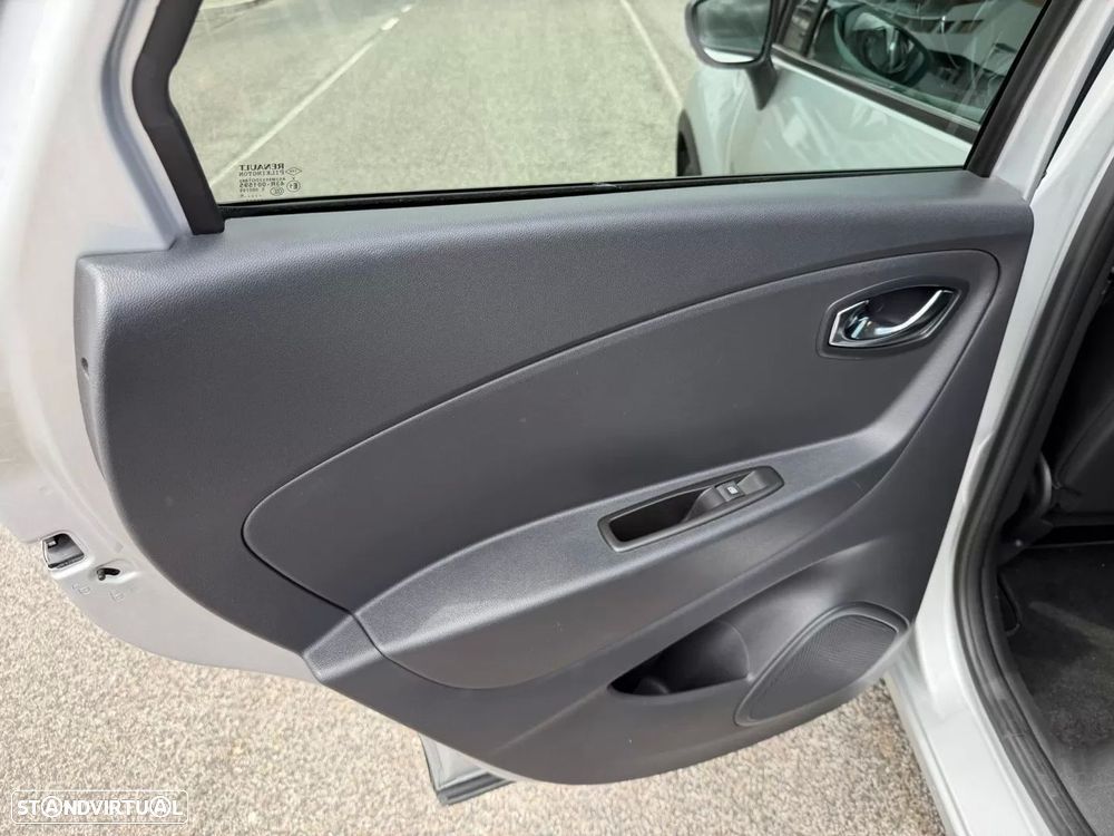 Renault Captur 1.2 TCe Exclusive EDC - 26