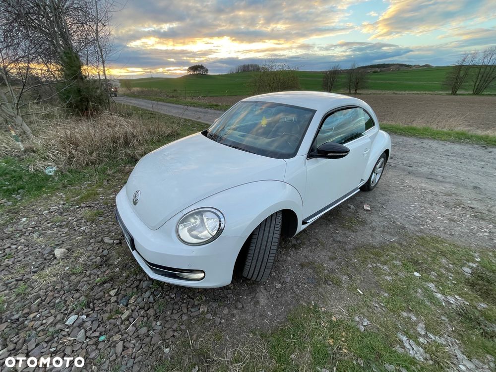 Volkswagen Beetle 2.0 TSI DSG Sport - 2
