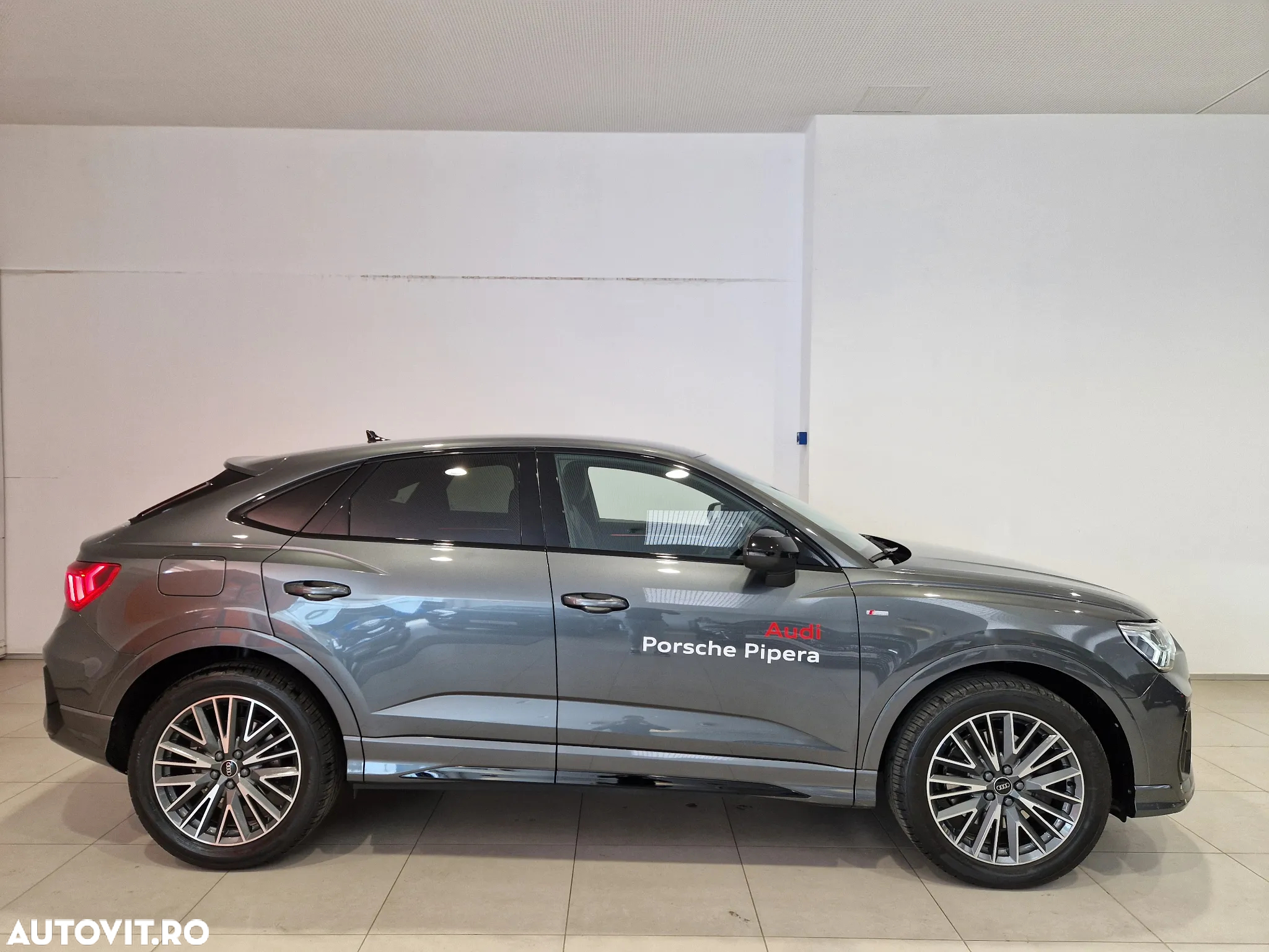 Audi Q3 Sportback 2.0 40 TFSI quattro S tronic S Line - 6