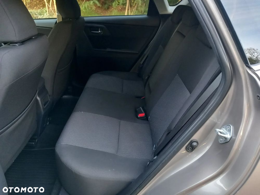 Toyota Auris 1.4 D-4D Premium Comfort - 11