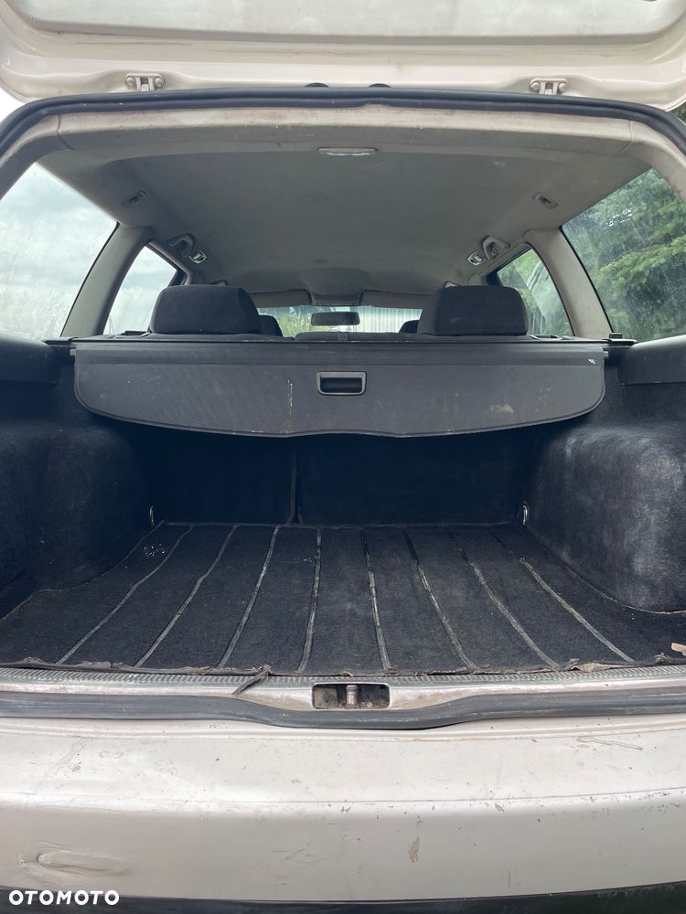 Volkswagen Passat 1.9 TDI - 15