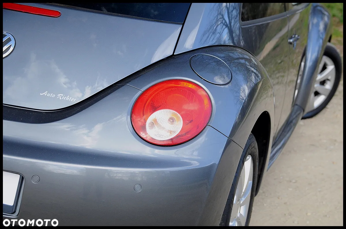 Volkswagen New Beetle 1.6 United - 19