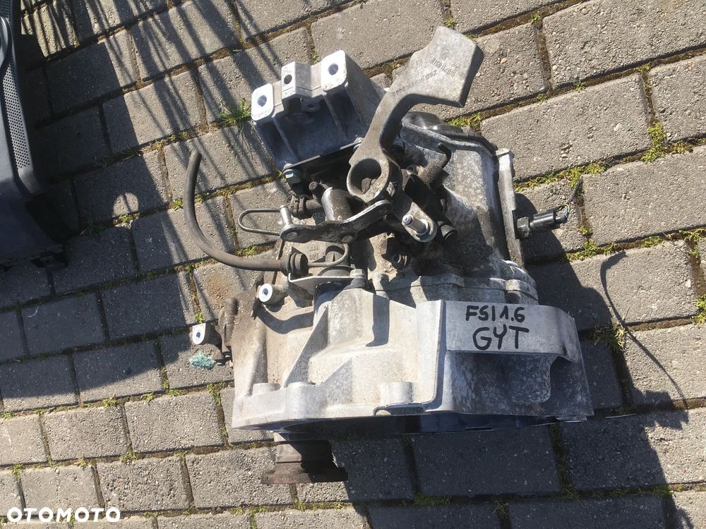 skrzynia biegów Octavia II VW GOLF V 1.6 FSI GYT