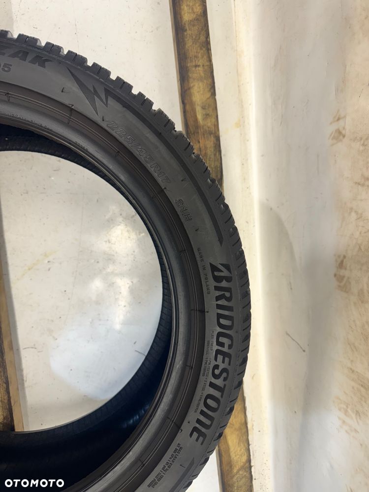OP-12 225/45R17 91H BRIDGESTONE BLIZZAK LM005 - 4
