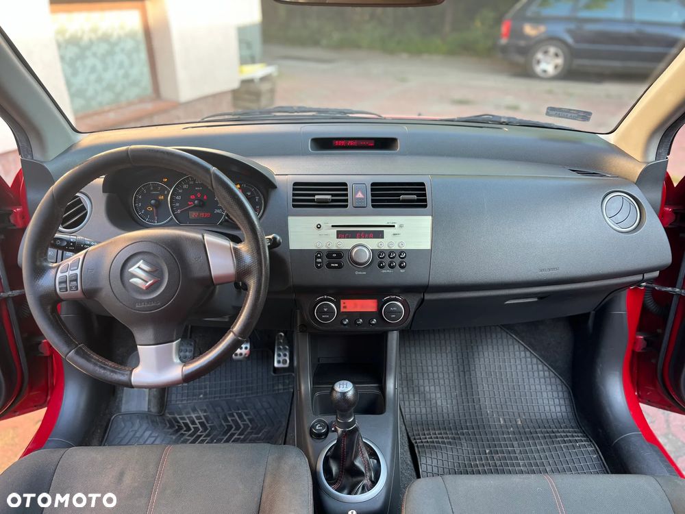 Suzuki Swift 1.6 Sport - 13