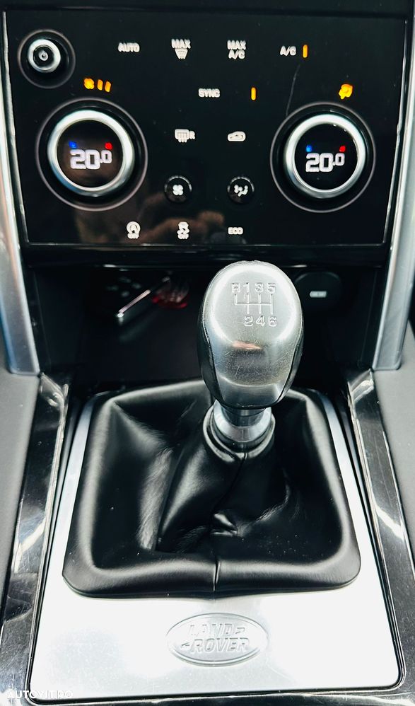 Land Rover Discovery Sport 2.0 l TD4 PURE - 25