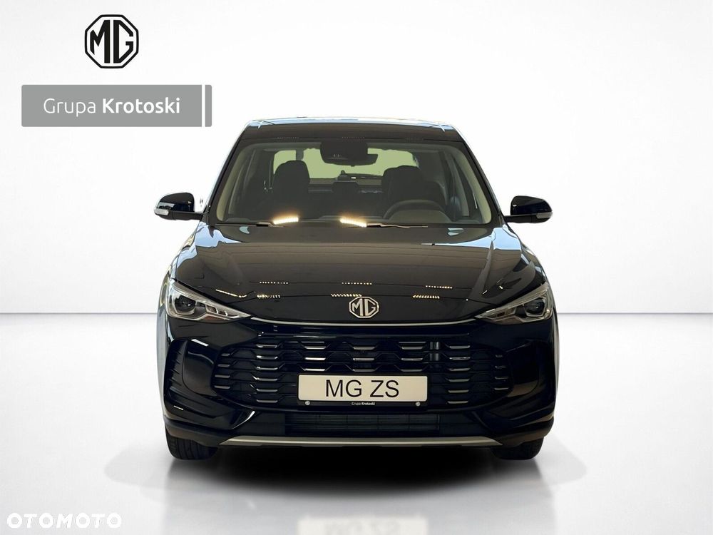 MG ZS Hybrid+ - 10
