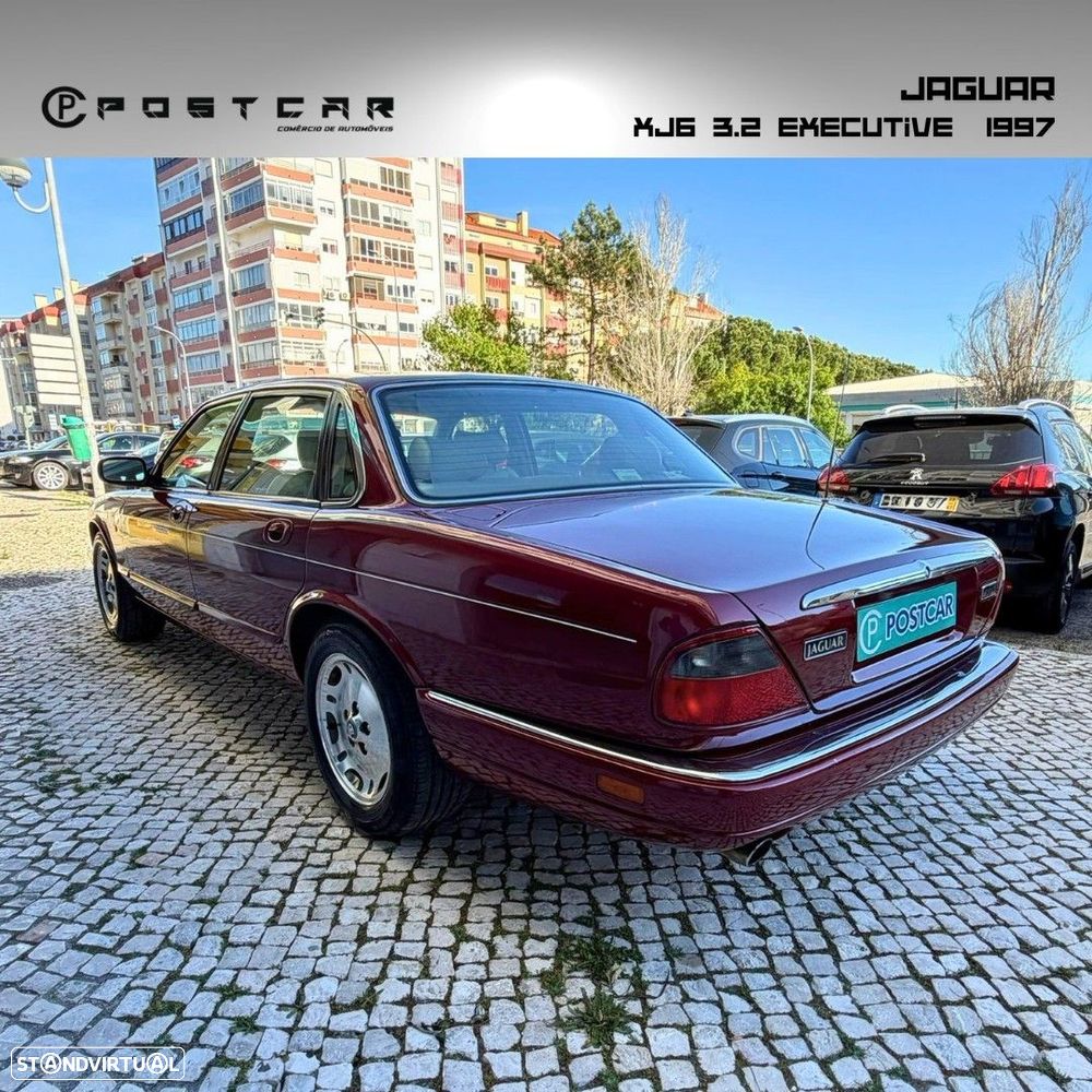Jaguar XJ - 7