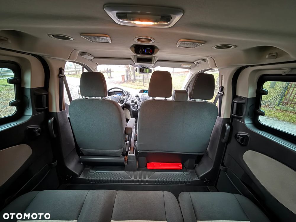 Ford Tourneo Custom 2.0 TDCi L2 Titanium - 29