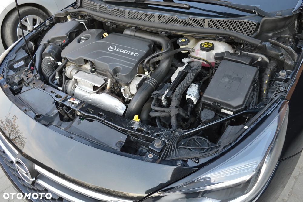 Opel Astra 1.4 Turbo Edition - 38