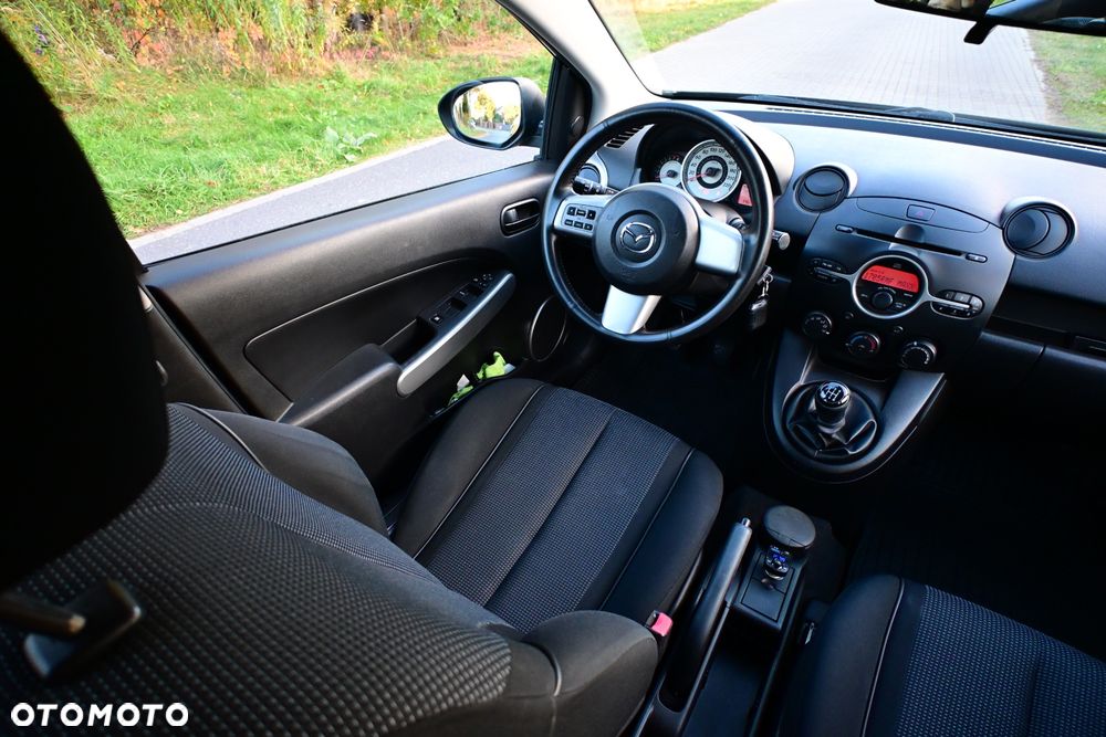 Mazda 2 - 28