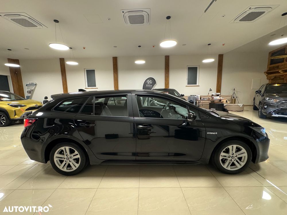 Toyota Corolla 1.8 Hybrid Comfort - 5