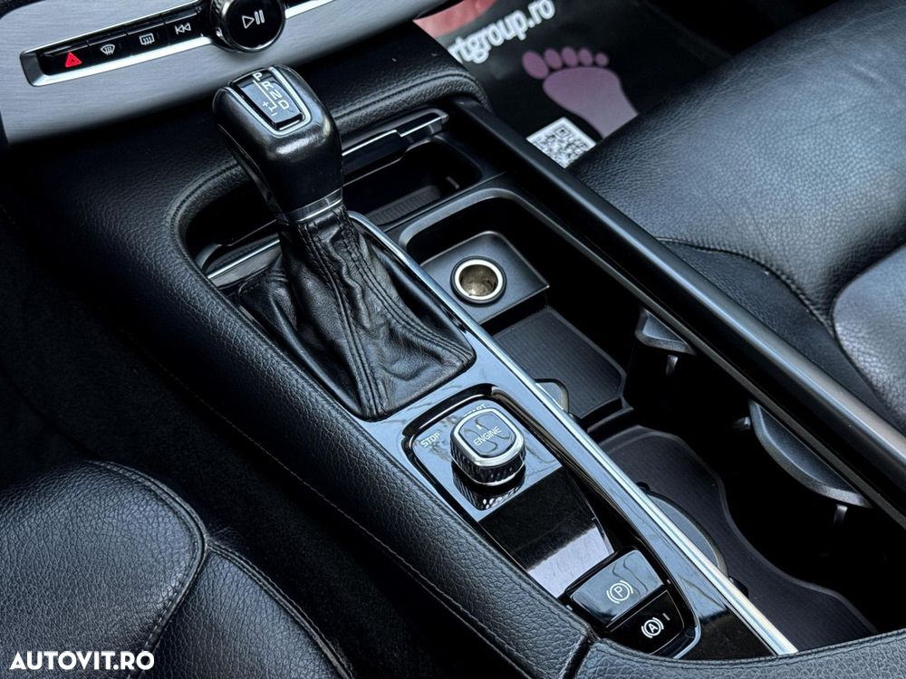 Volvo XC 90 - 24