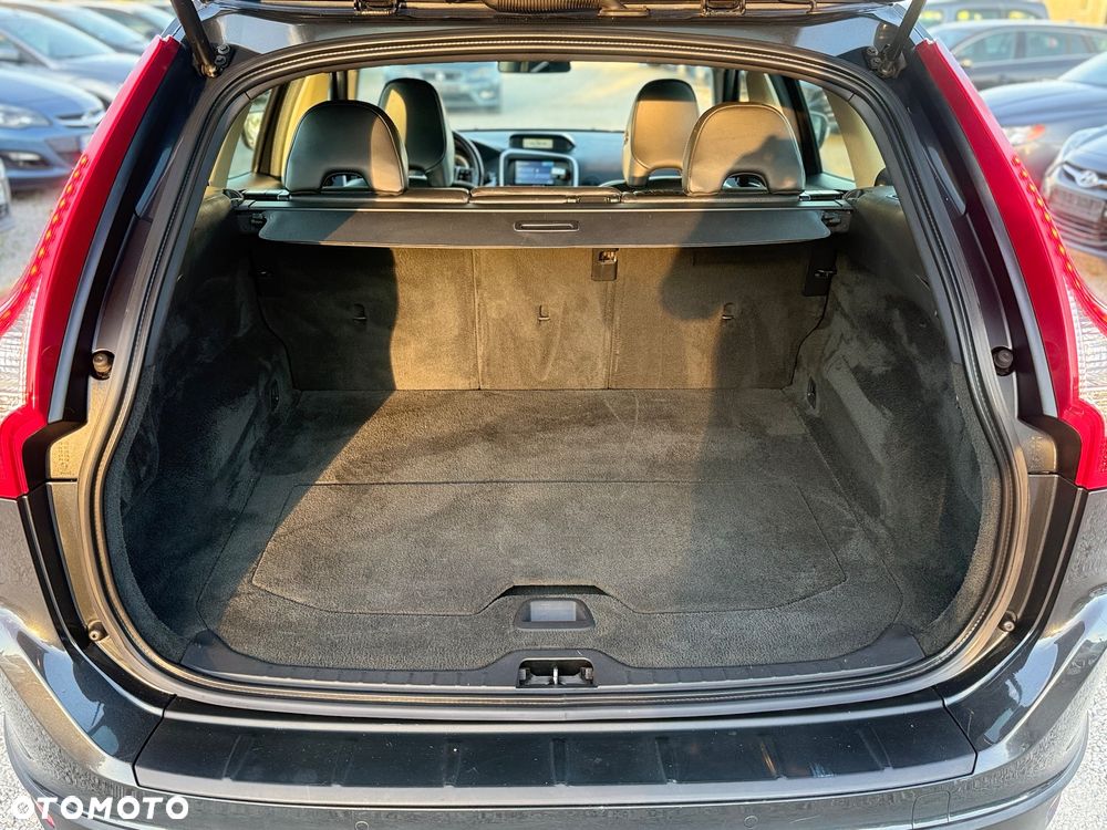 Volvo XC 60 D5 AWD Summum - 36