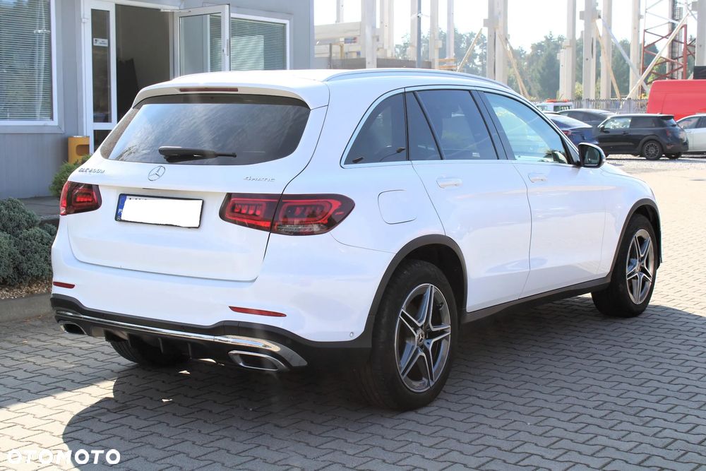 Mercedes-Benz GLC 200 d 4Matic 9G-TRONIC AMG Line - 10