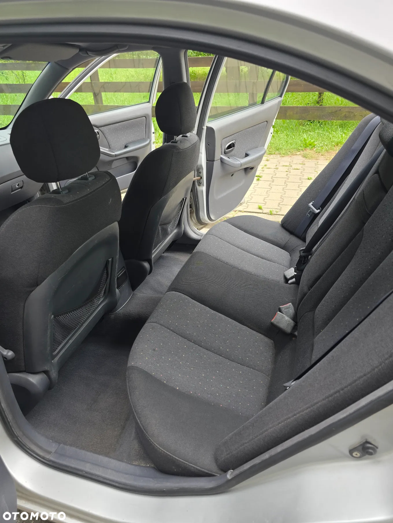 Hyundai Elantra 2.0 GLS - 23
